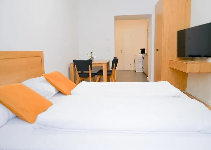 Nadland Apartments B7