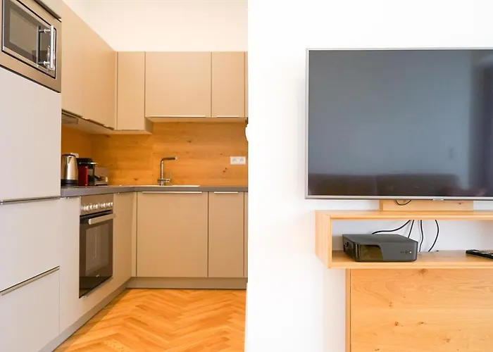 Nadland Apartments B7